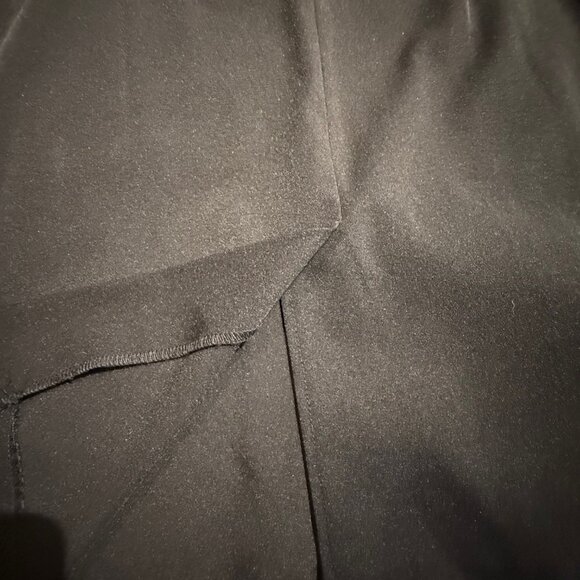 T. Milano elegant dressy Women's black short sleeve 2 piece skirt suit: Size 16W - Picture 8 of 8